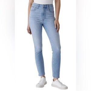 NWT Calvin Klein Women's High Rise Stretch Skinny Light Blue Jeans Size 4/27